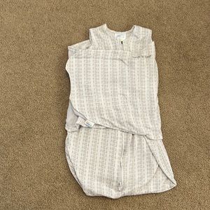 Halo sleep sack swaddle newborn size white and gray. Pet free non-smoking home.